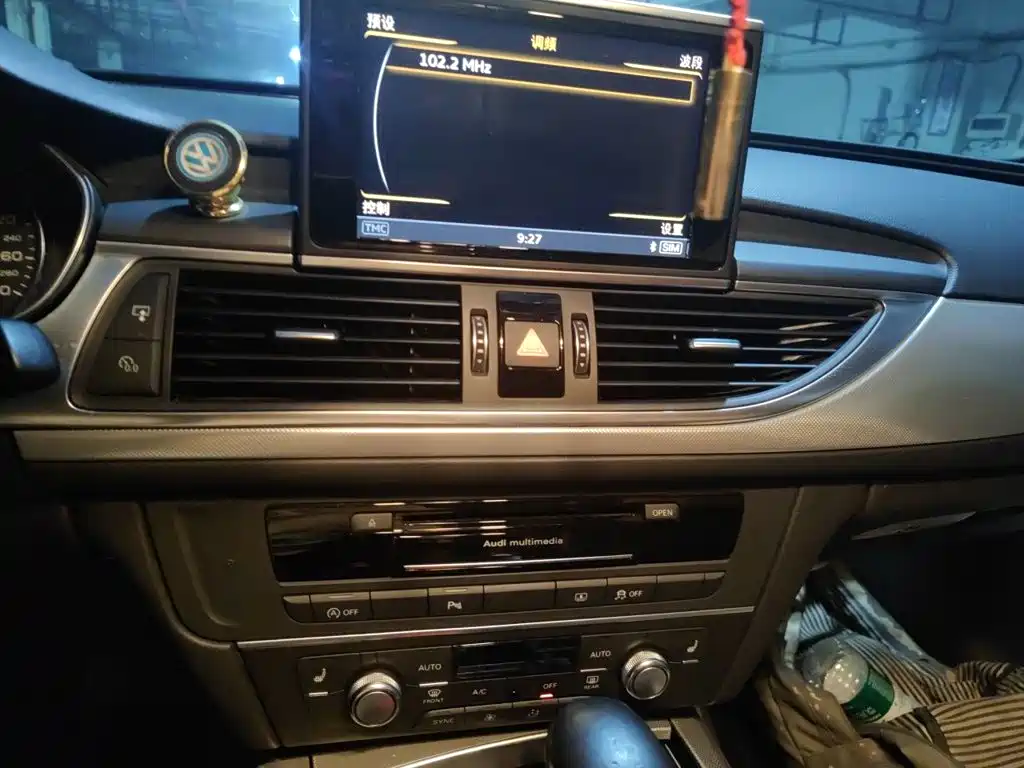 Audi A6L — миниатюра 6
