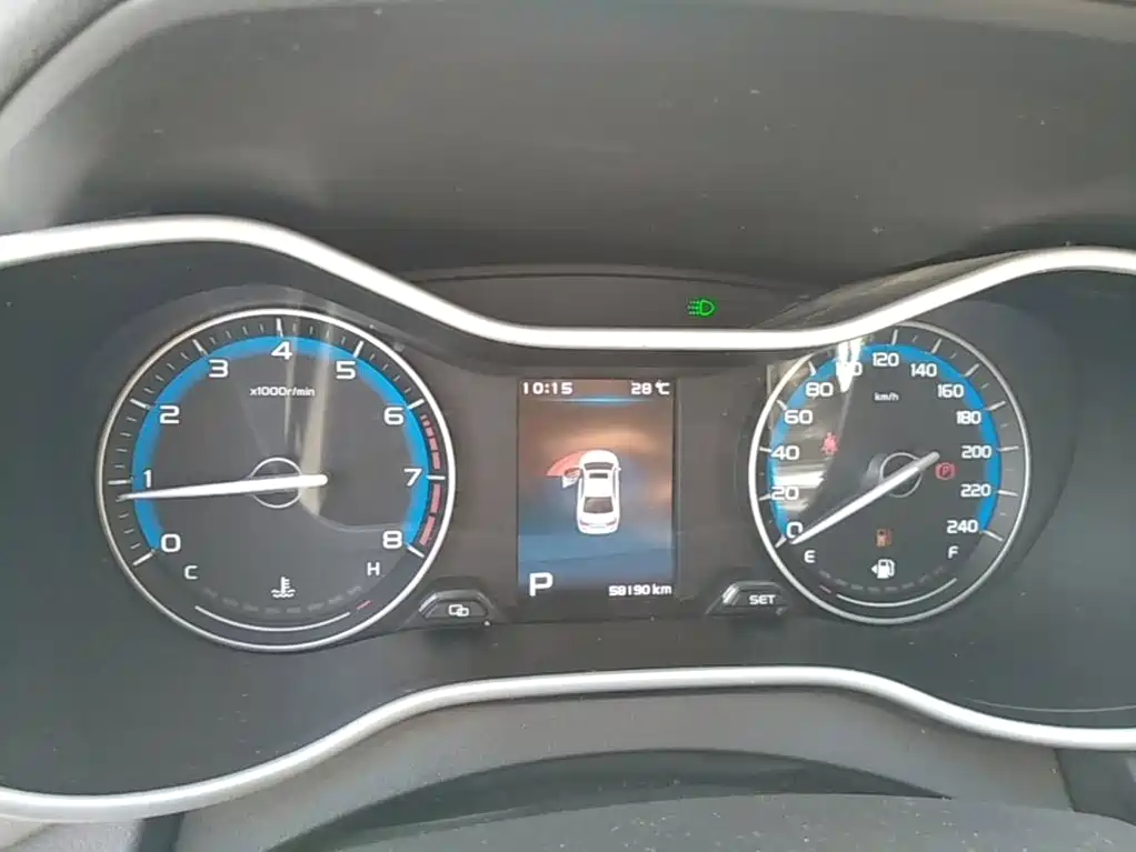 Geely Emgrand — миниатюра 12