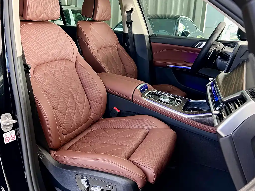 BMW X7 2024 xDrive40i Lead Luxury