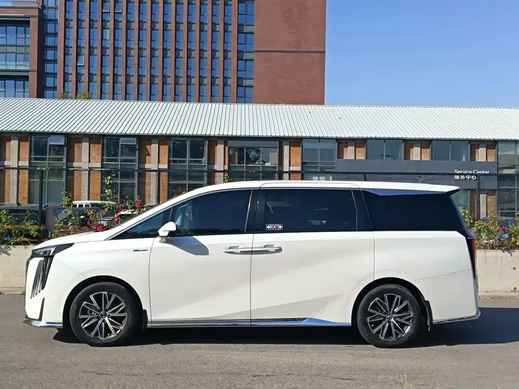 GAC Motor Trumpchi M8 — миниатюра 6
