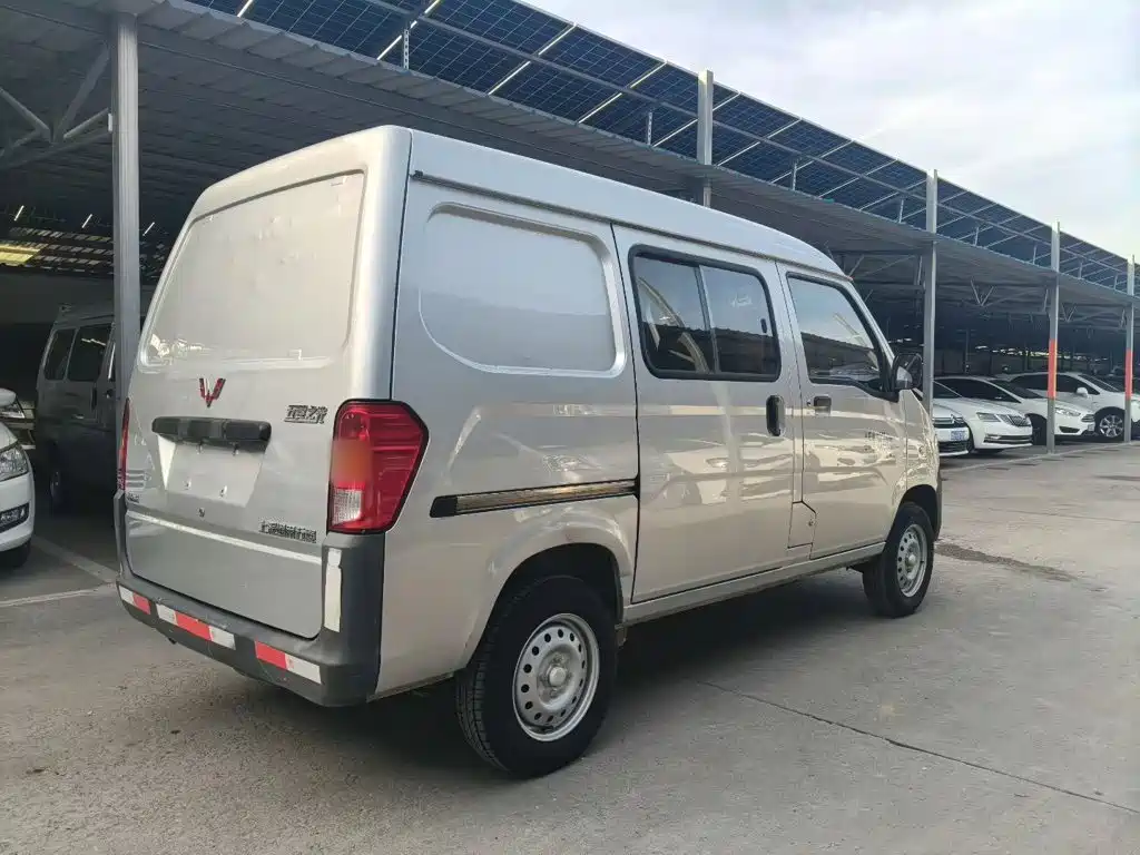 Wuling Zhiguang — миниатюра 7