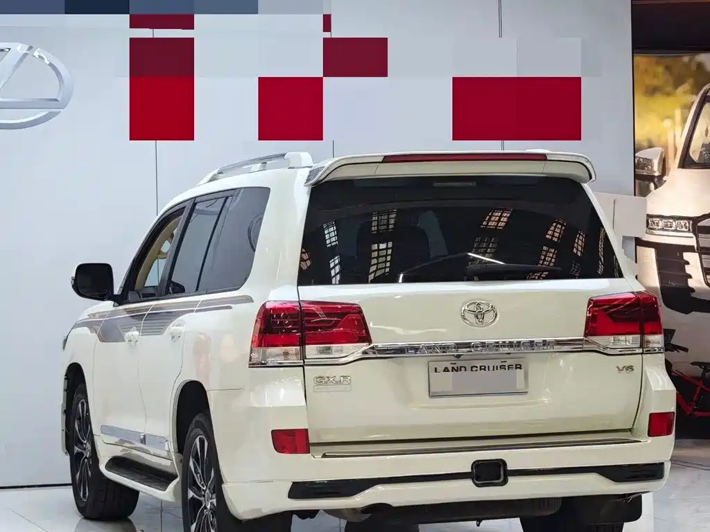 Toyota Land Cruiser — миниатюра 9
