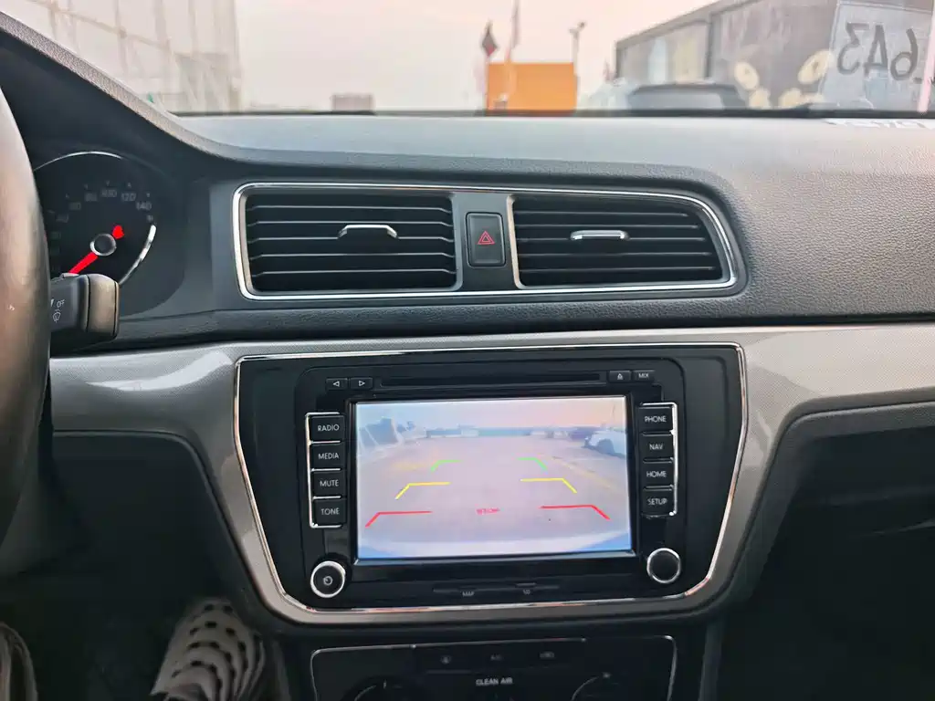 Volkswagen Lavida — миниатюра 15