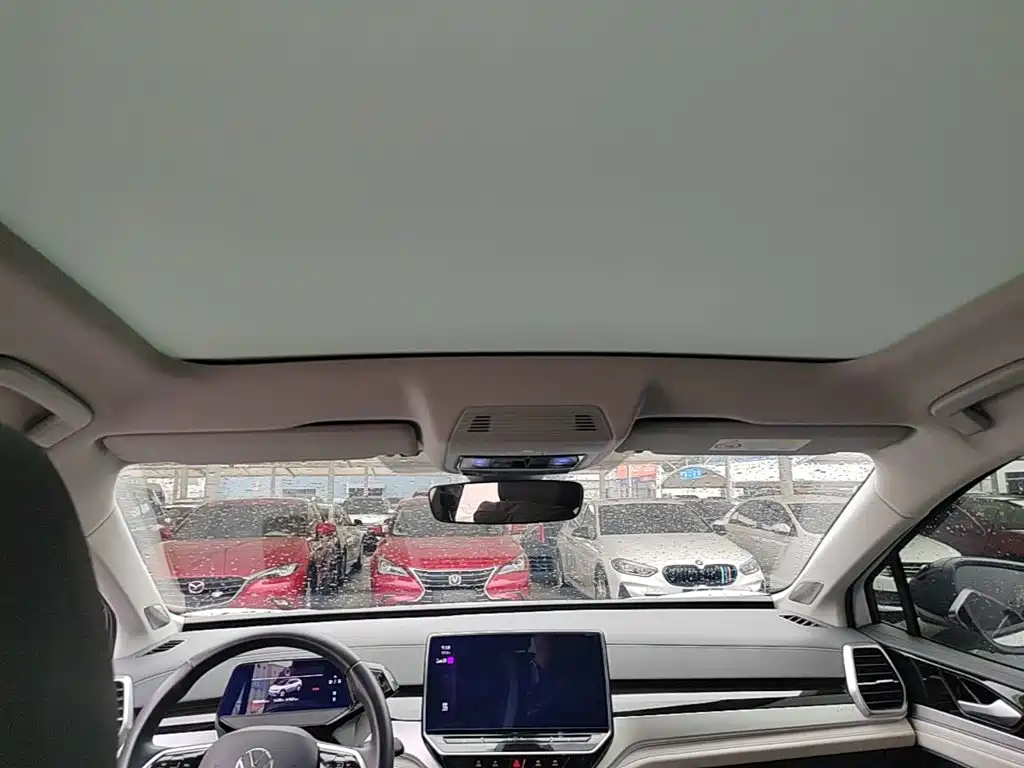 Volkswagen ID.6 Crozz — миниатюра 18