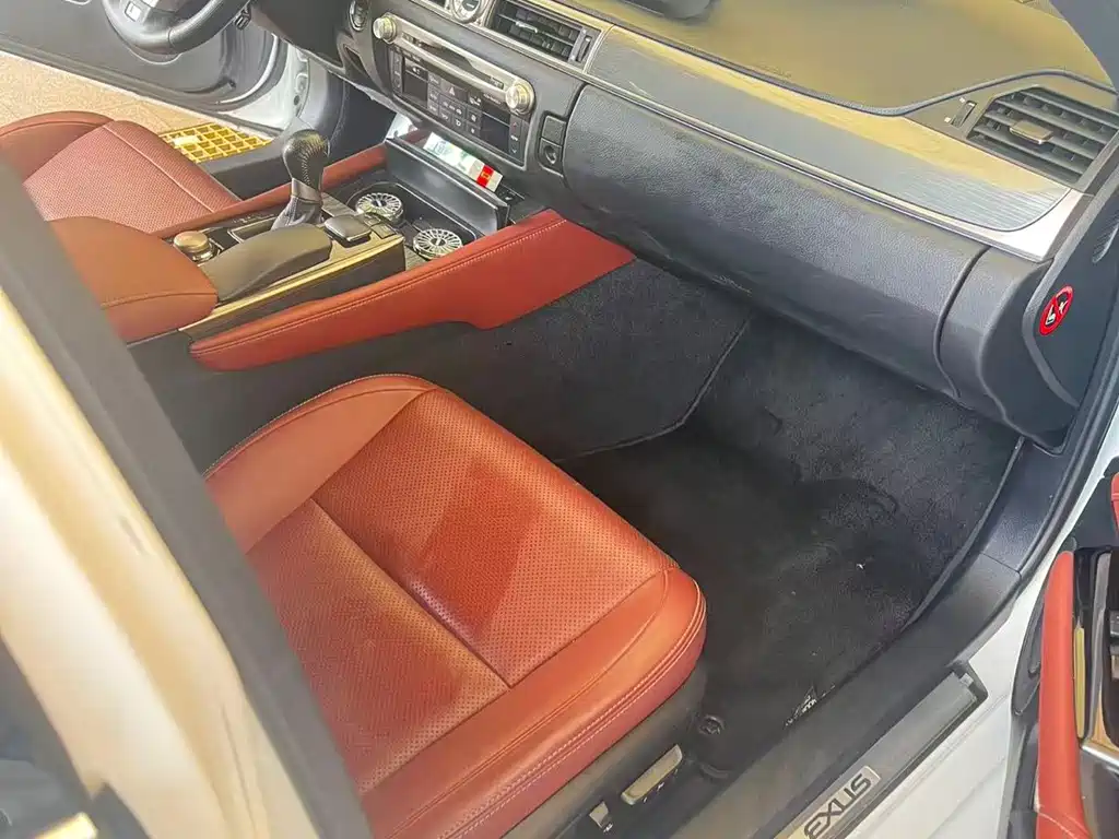 Lexus GS — миниатюра 4