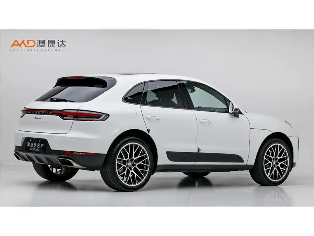 Porsche Macan — миниатюра 3