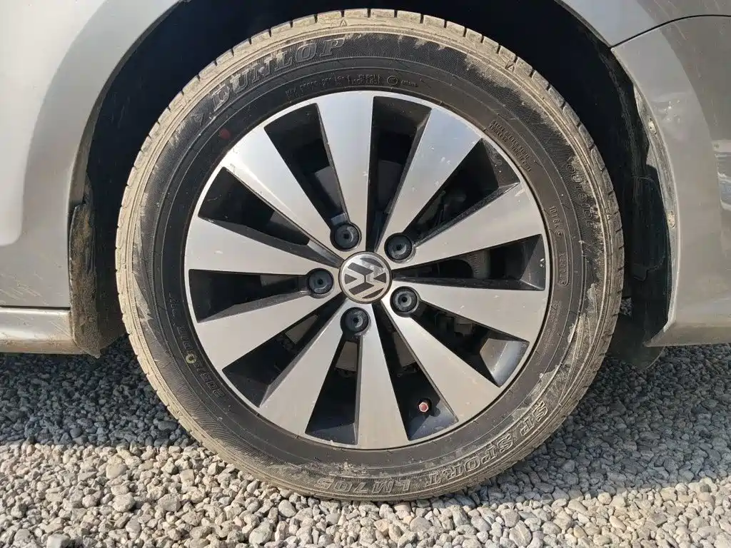Volkswagen Sagitar — миниатюра 8
