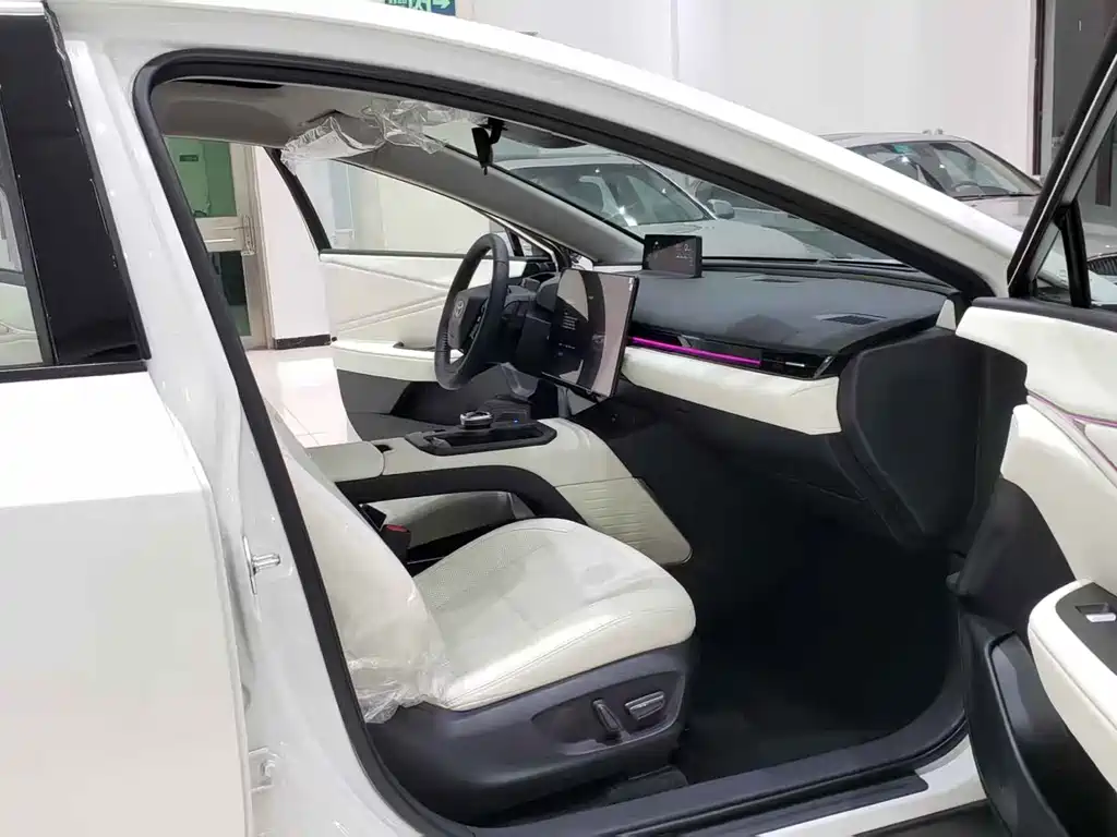 Toyota bZ5 — миниатюра 6