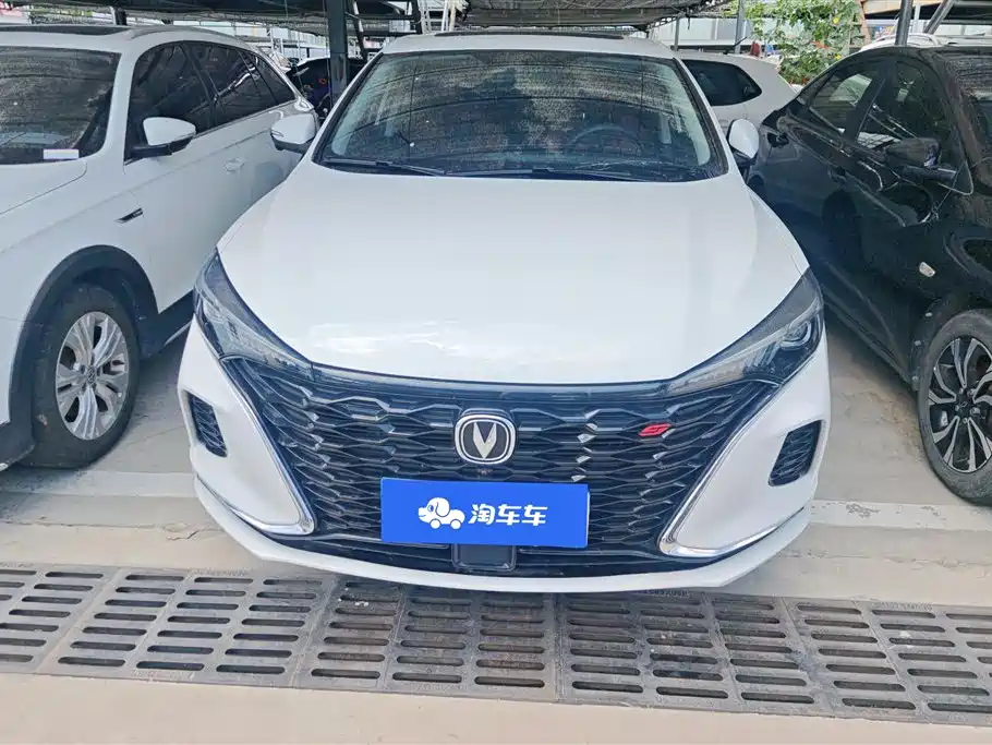 Changan Eado 2021 PLUS NE 1.4T GDI DCT Luxury