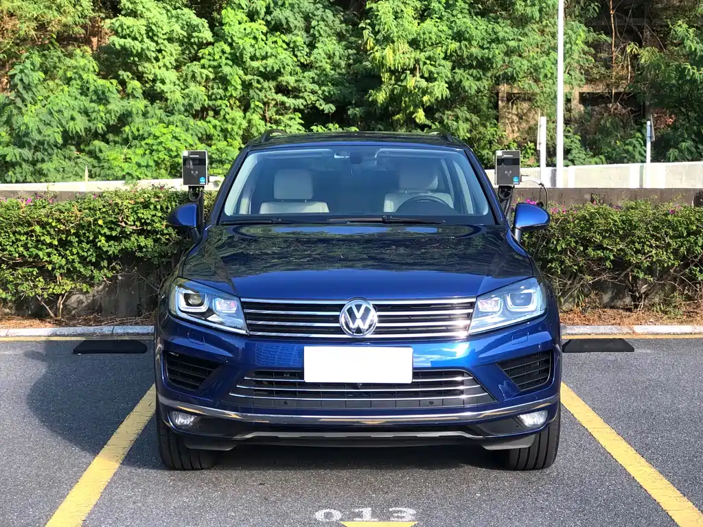 Volkswagen Touareg — миниатюра 2