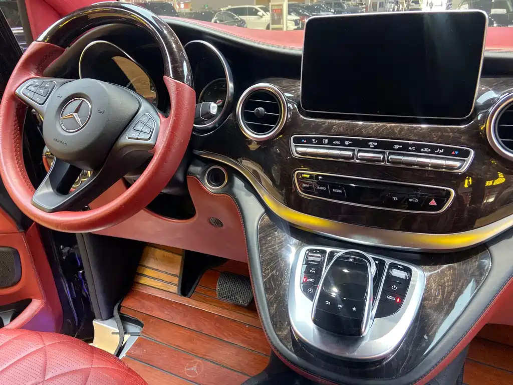 Mercedes-Benz 奔驰V级(进口) — миниатюра 12