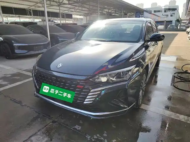 DONGFENG YI HYUN MAX