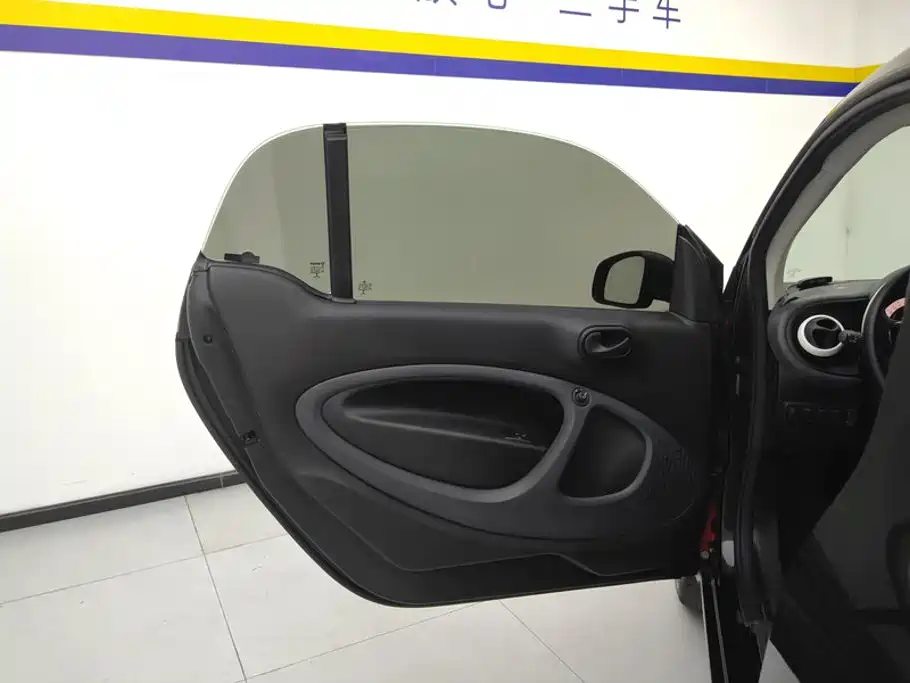 smart Smart Fortwo — миниатюра 7