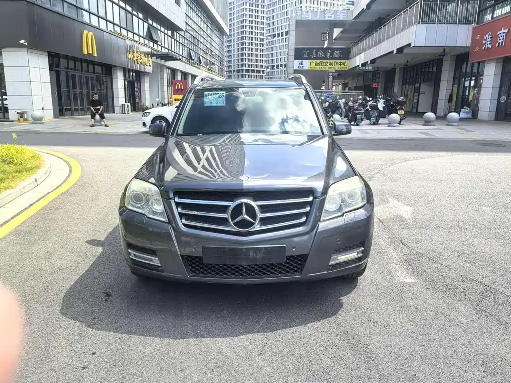 Mercedes-Benz GLK-Class (Import) — миниатюра 2