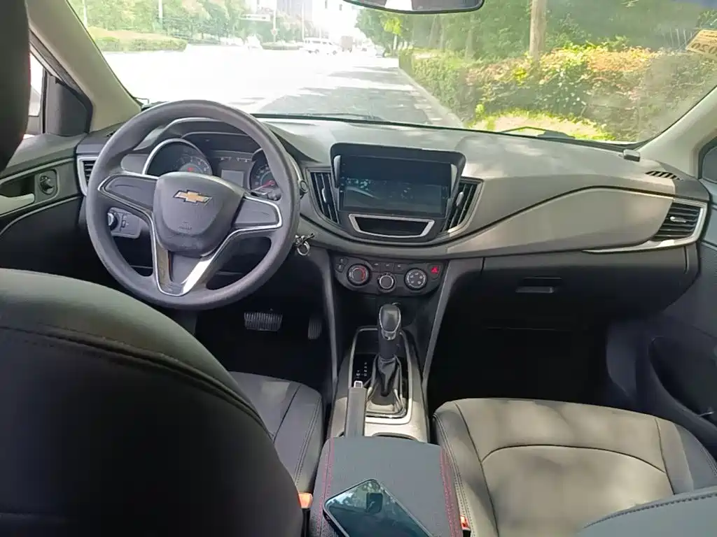 Chevrolet Cavalier — миниатюра 10