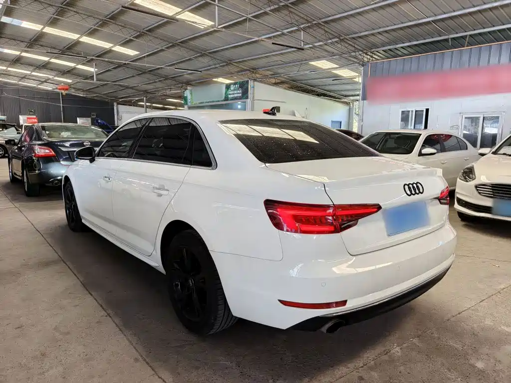Audi A4L — миниатюра 5