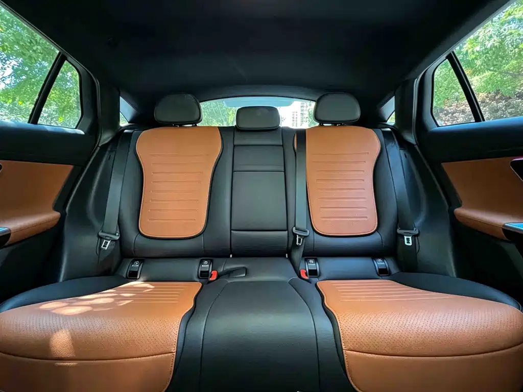 Mercedes-Benz GLC 2024 GLC 260 4MATIC SUV