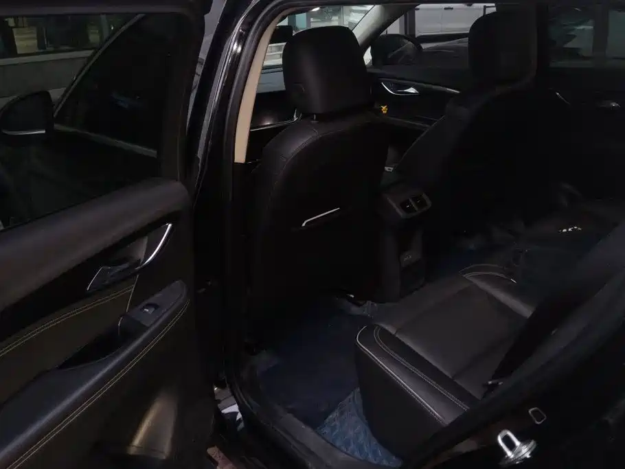 Buick Envision Plus — миниатюра 11