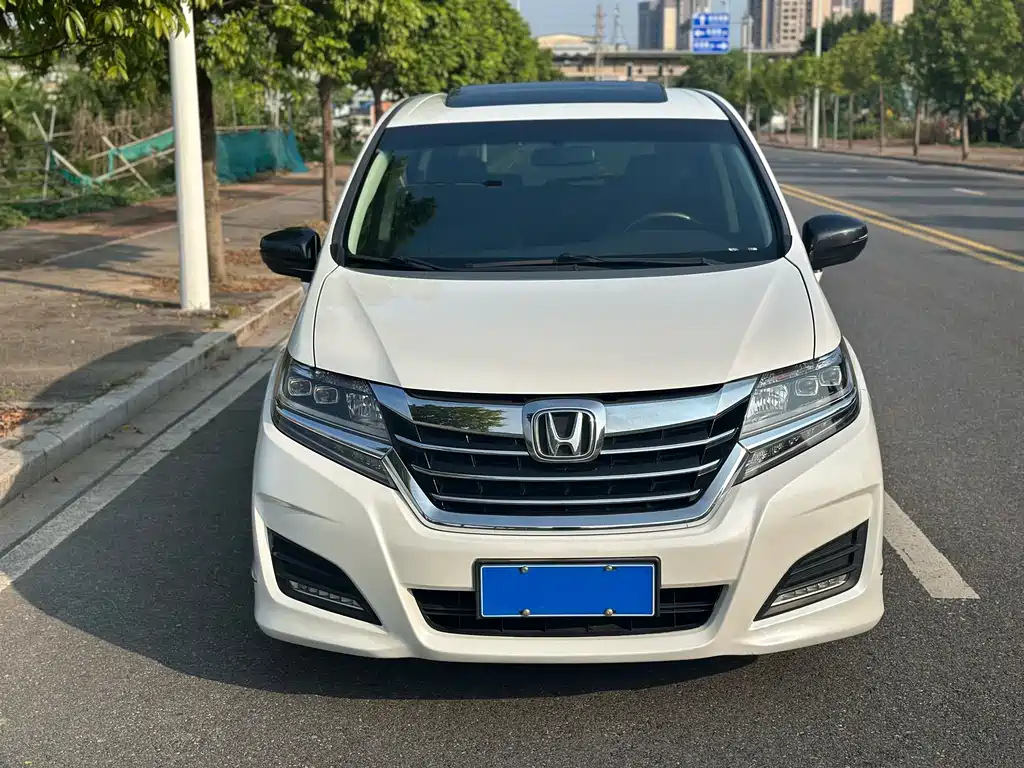 Honda Elysion 2.4L Comfort Edition, фото 2
