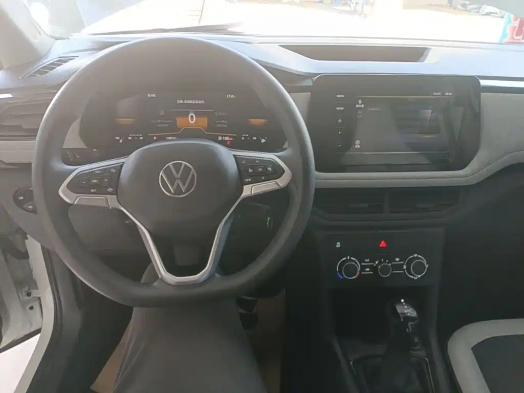Volkswagen Tharu — миниатюра 10