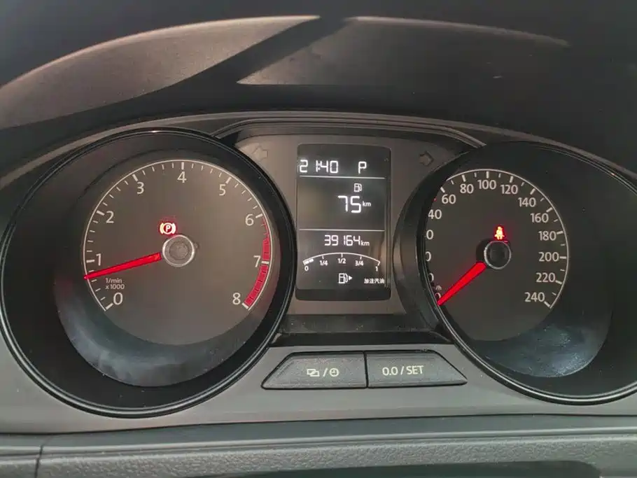 Volkswagen Lavida — миниатюра 14