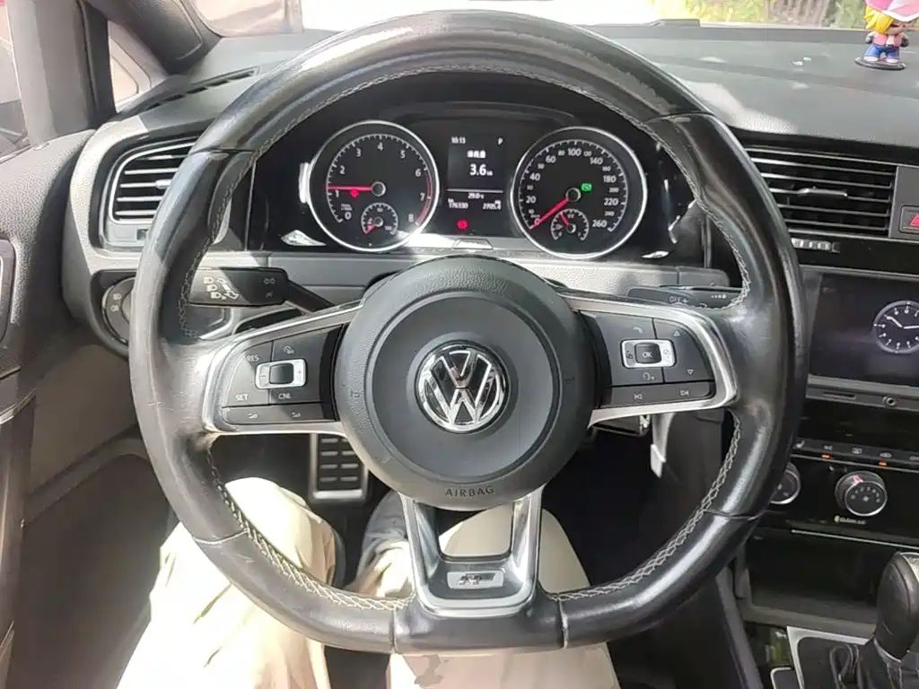 Volkswagen Golf — миниатюра 15