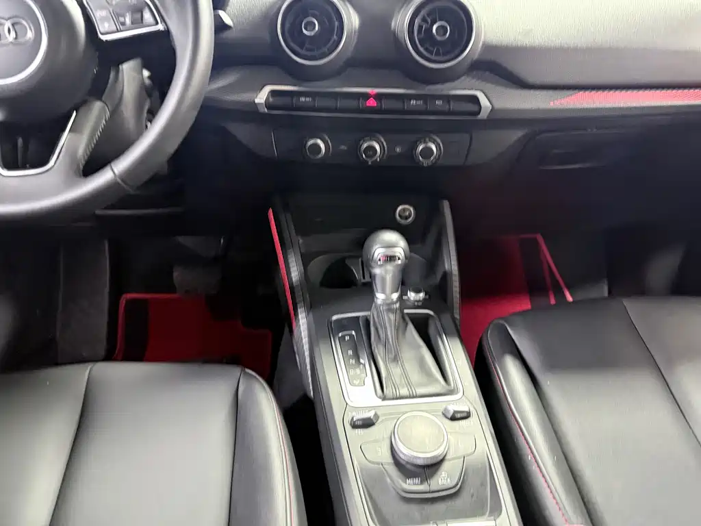 Audi Q2L — миниатюра 16
