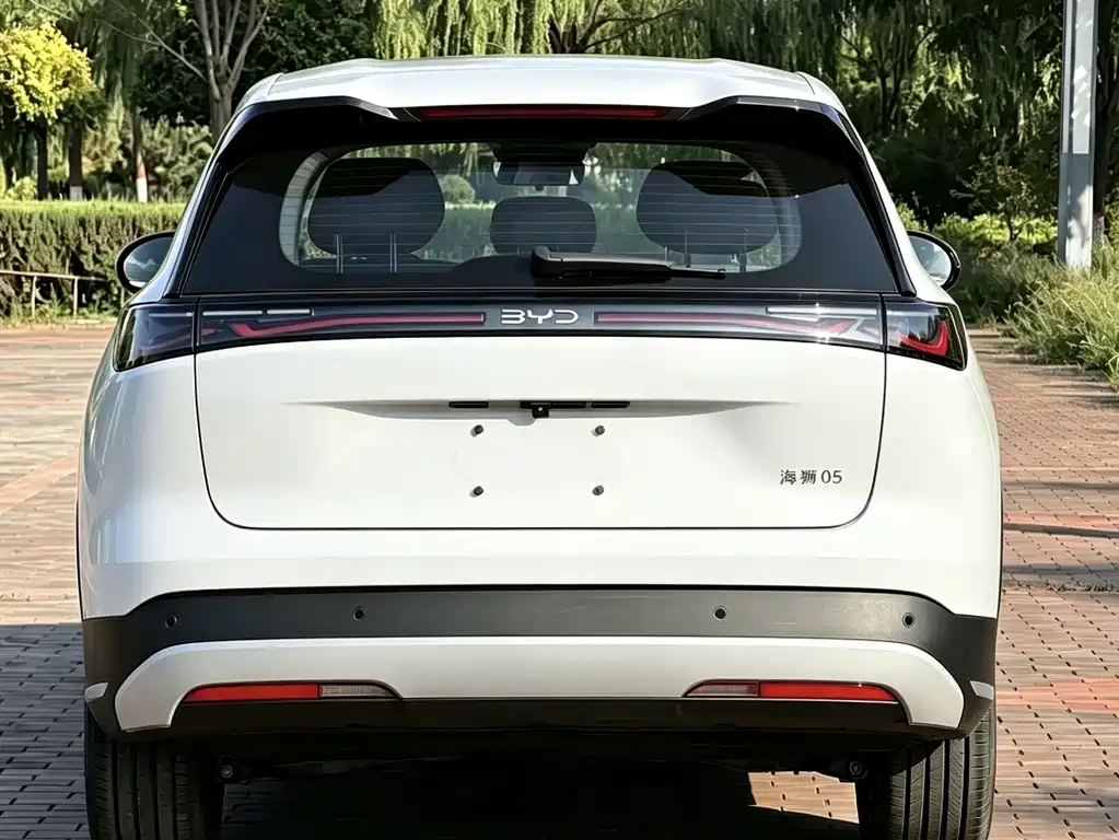 BYD Sealion 05 EV — миниатюра 9