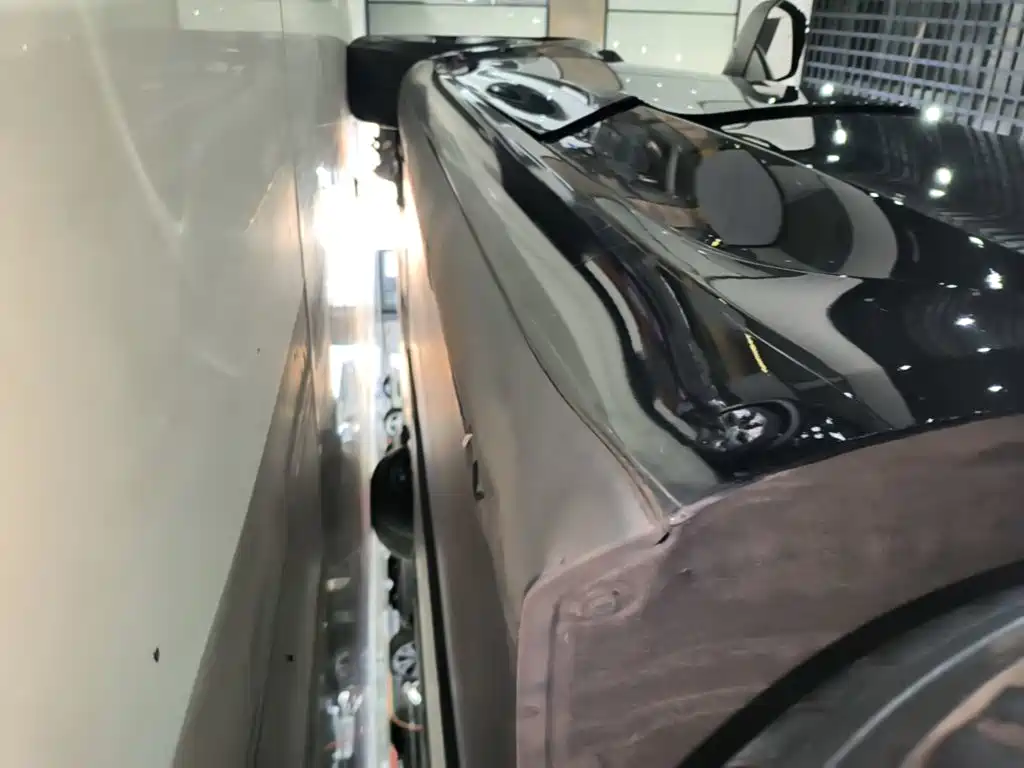 Tesla Model 3 — миниатюра 22