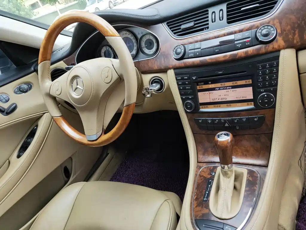 Mercedes-Benz CLS — миниатюра 12
