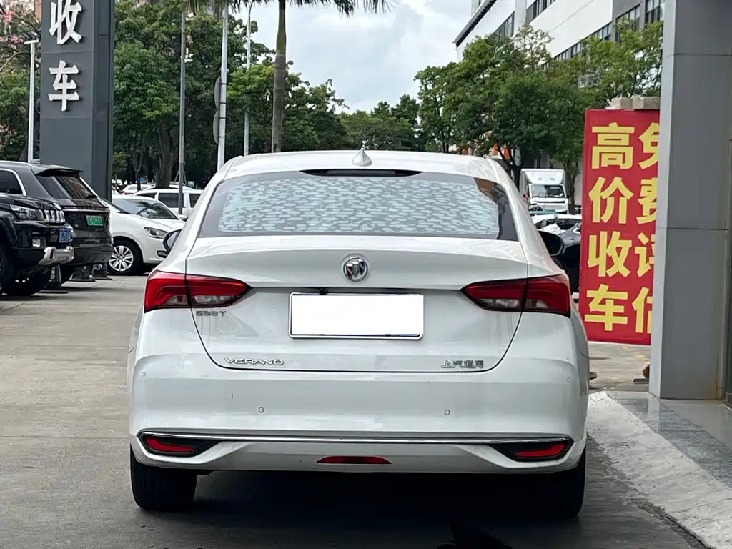Buick Verano — миниатюра 3
