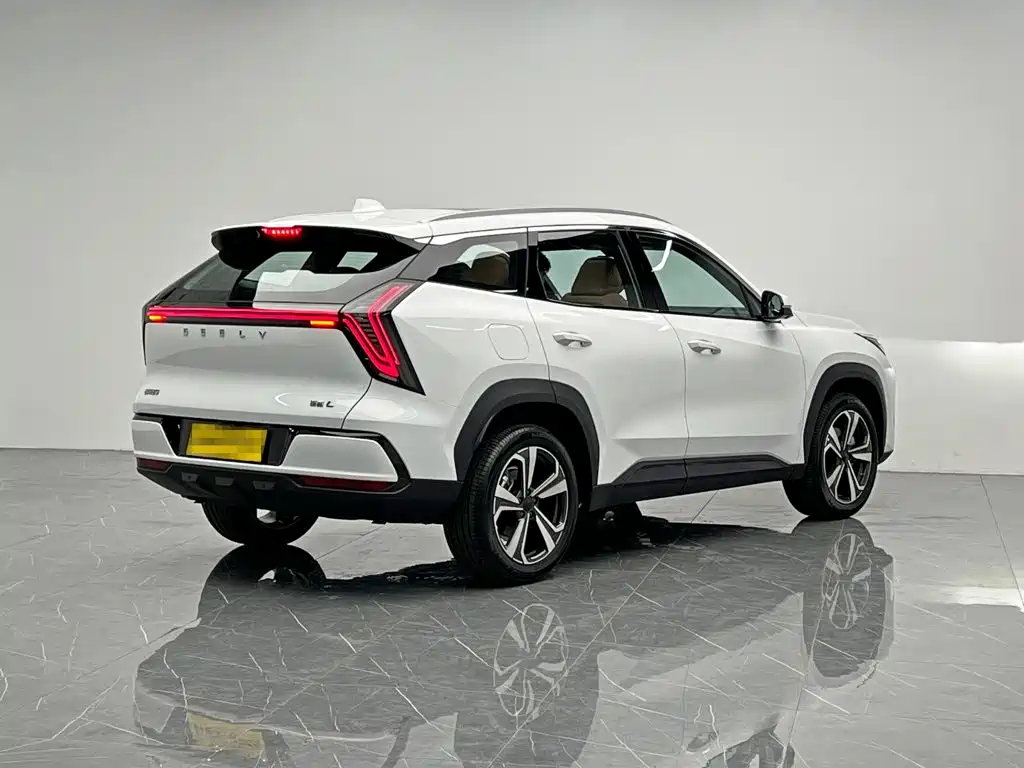 Geely Boyue L — миниатюра 6