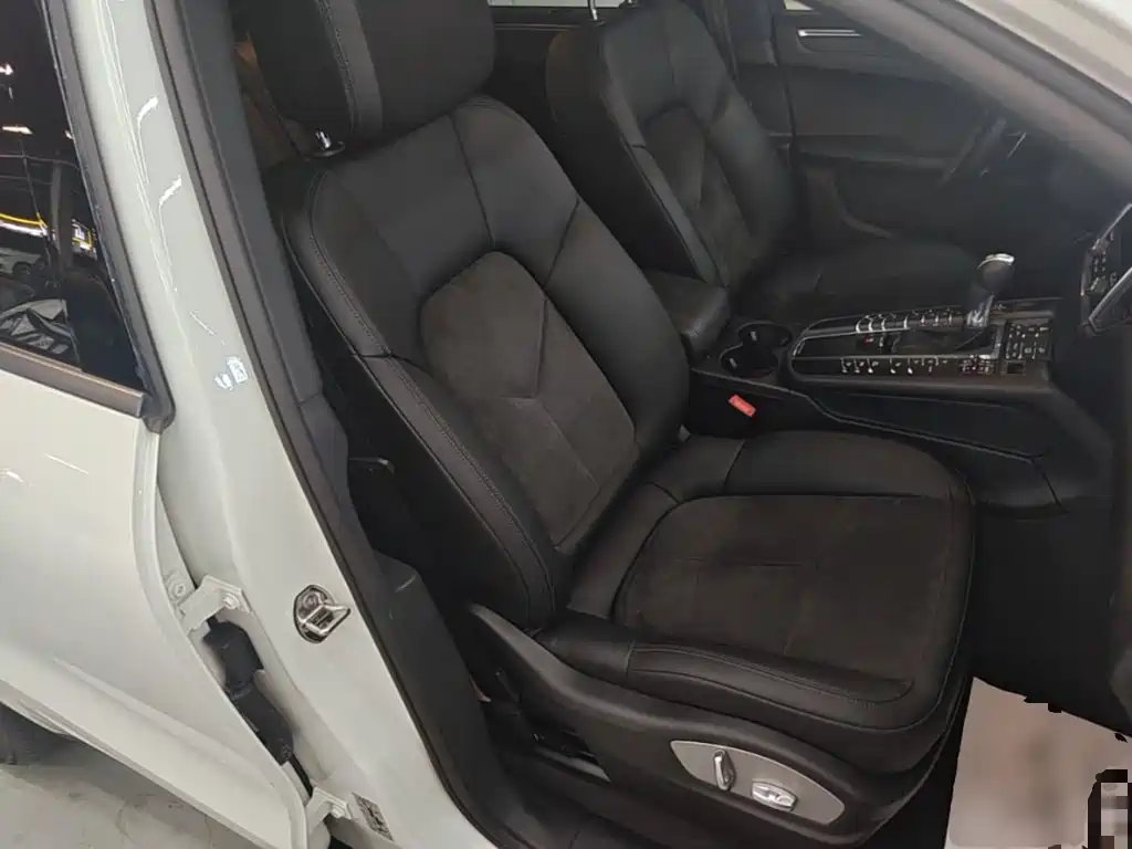 Porsche Macan — миниатюра 25