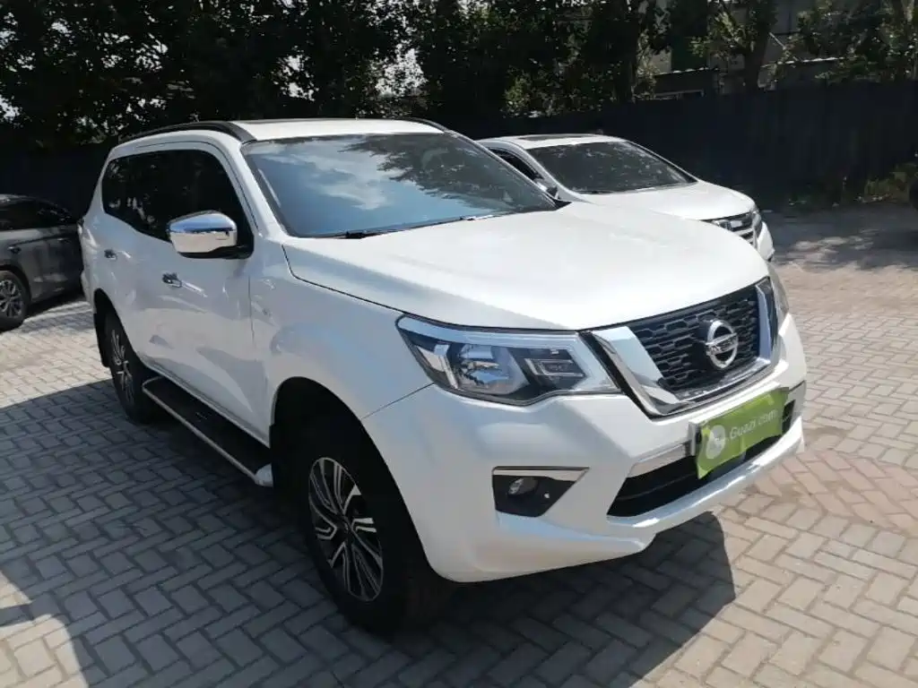 Nissan Terra — миниатюра 4