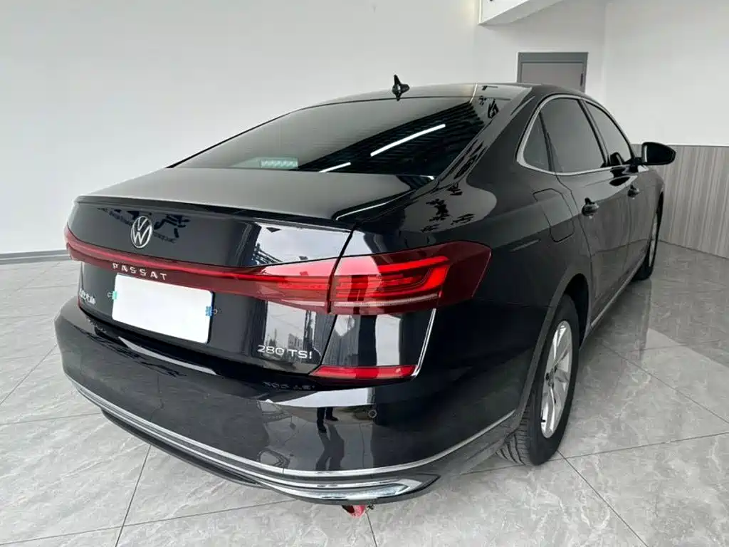 Volkswagen Passat — миниатюра 4