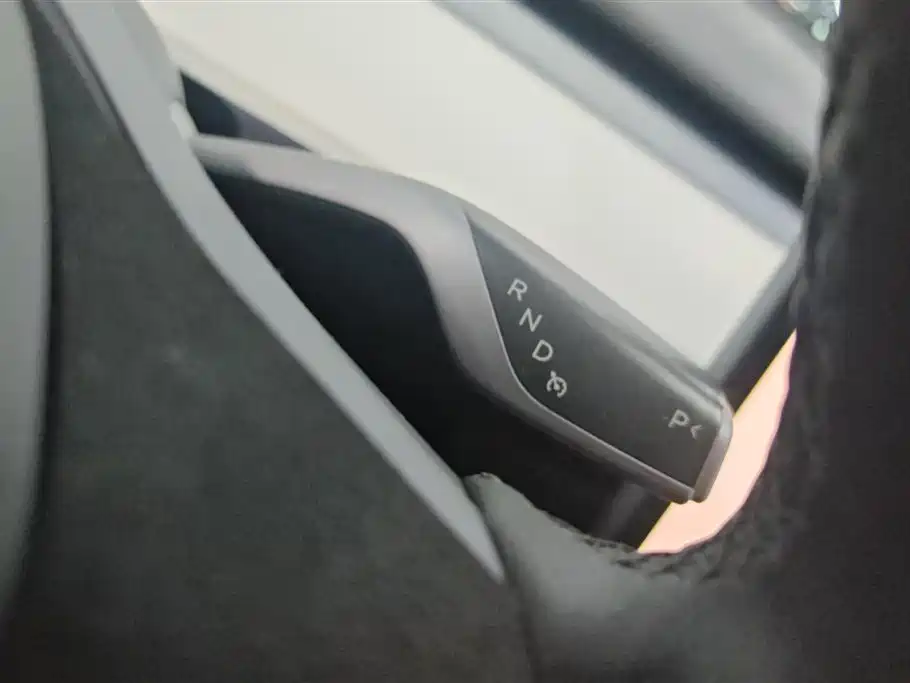 Tesla Model Y — фотографии объявления, Фото 16