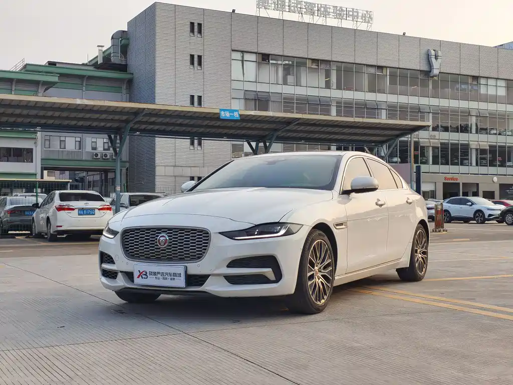 Jaguar XEL 2020