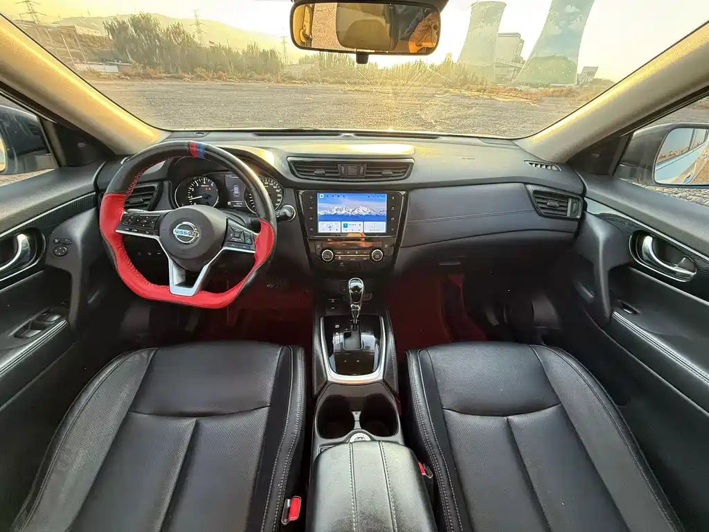 Nissan X-Trail — миниатюра 8