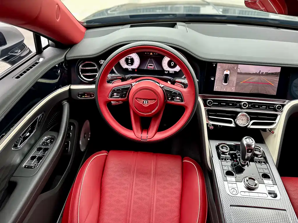 Bentley Flying Spur PHEV — миниатюра 7