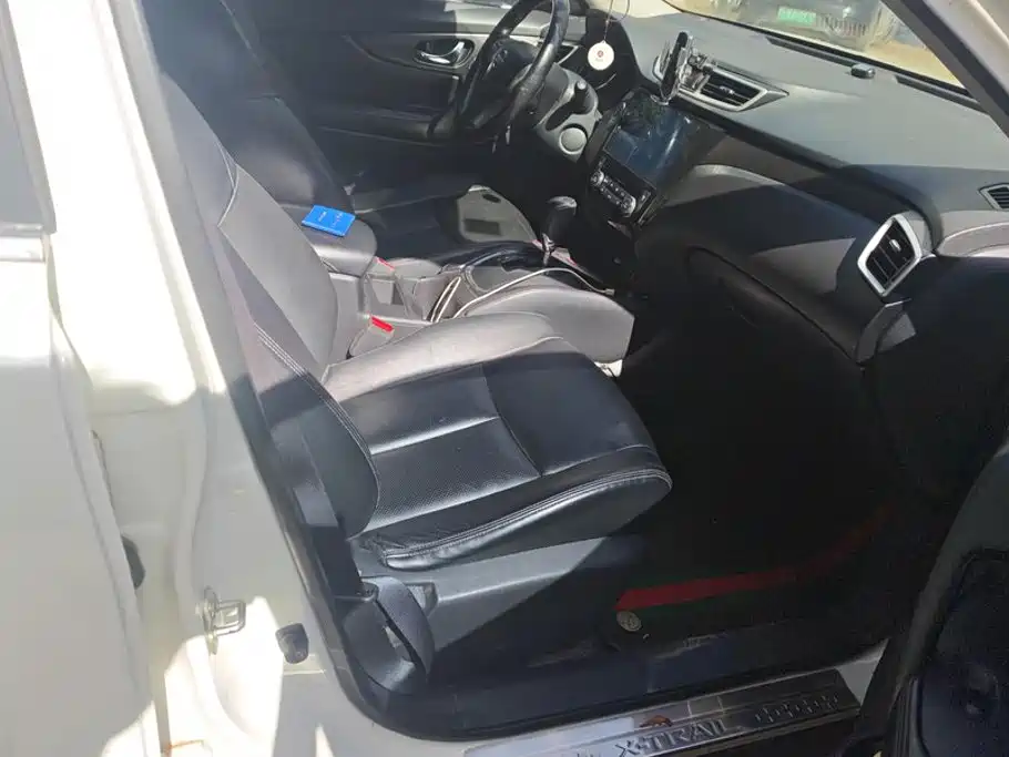 Nissan X-Trail — миниатюра 8