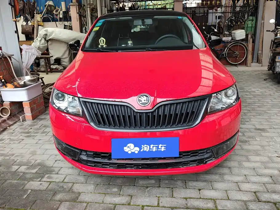 Skoda Rapid Spaceback — миниатюра 2