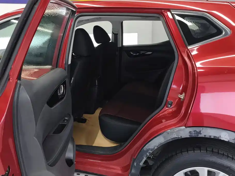 Nissan Qashqai — миниатюра 11