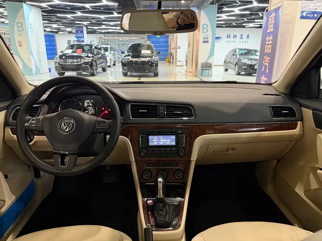 Volkswagen Lavida 2013 1.4TSI DSG Luxury