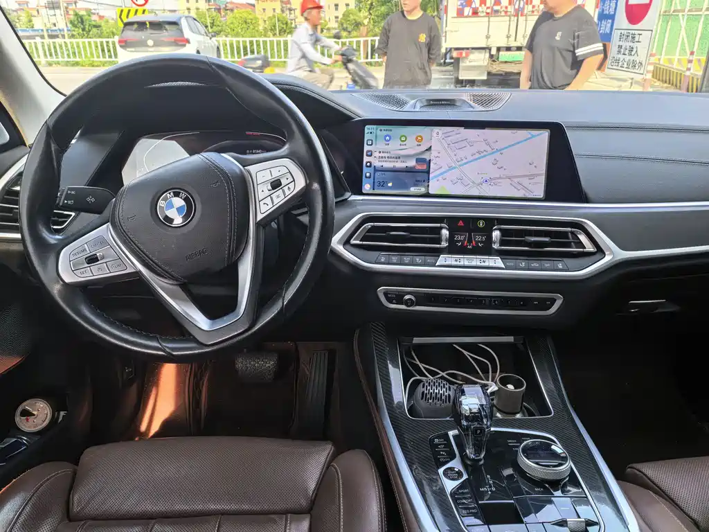 BMW X7 2022 xDrive40i Lead Luxury