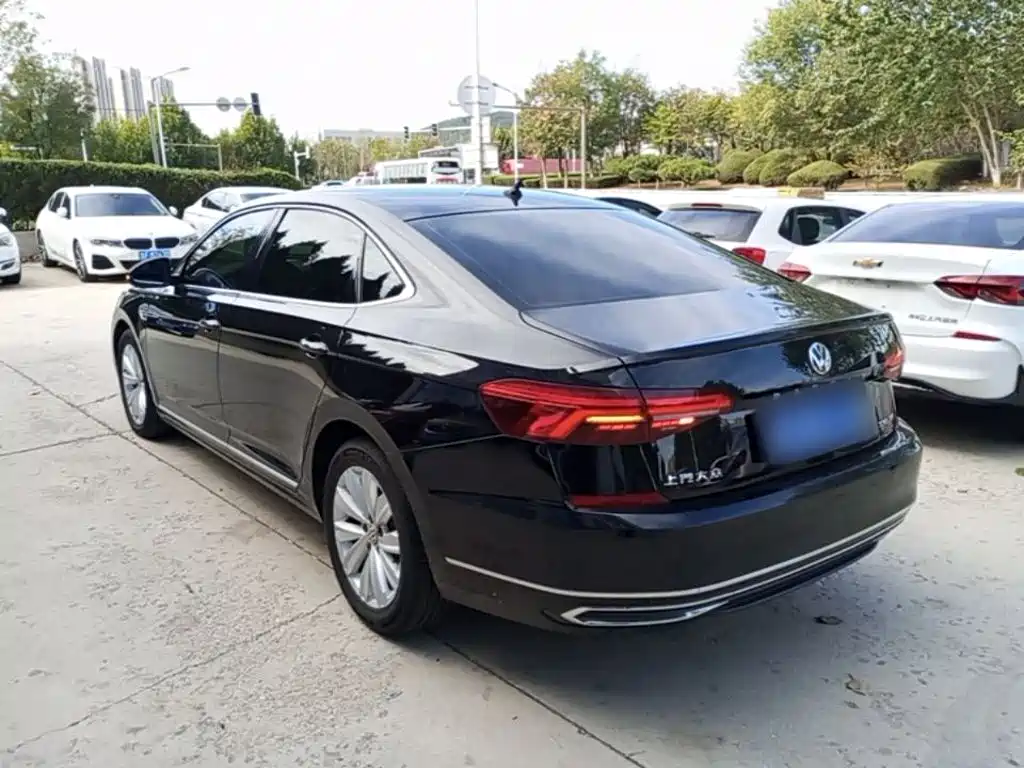 Volkswagen Passat — миниатюра 5
