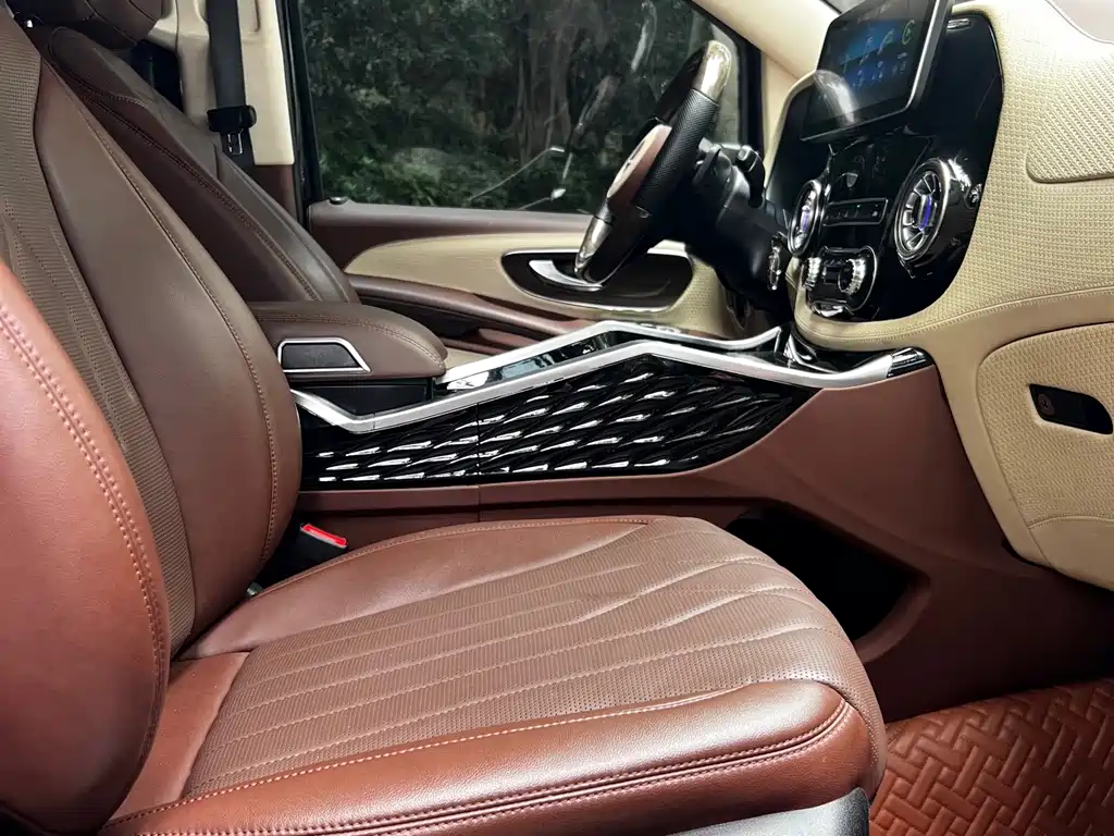 Mercedes-Benz Vito — миниатюра 10