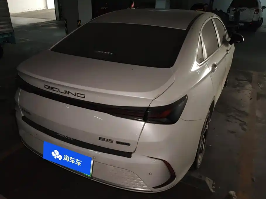 BAIC EU5 Plus — миниатюра 3