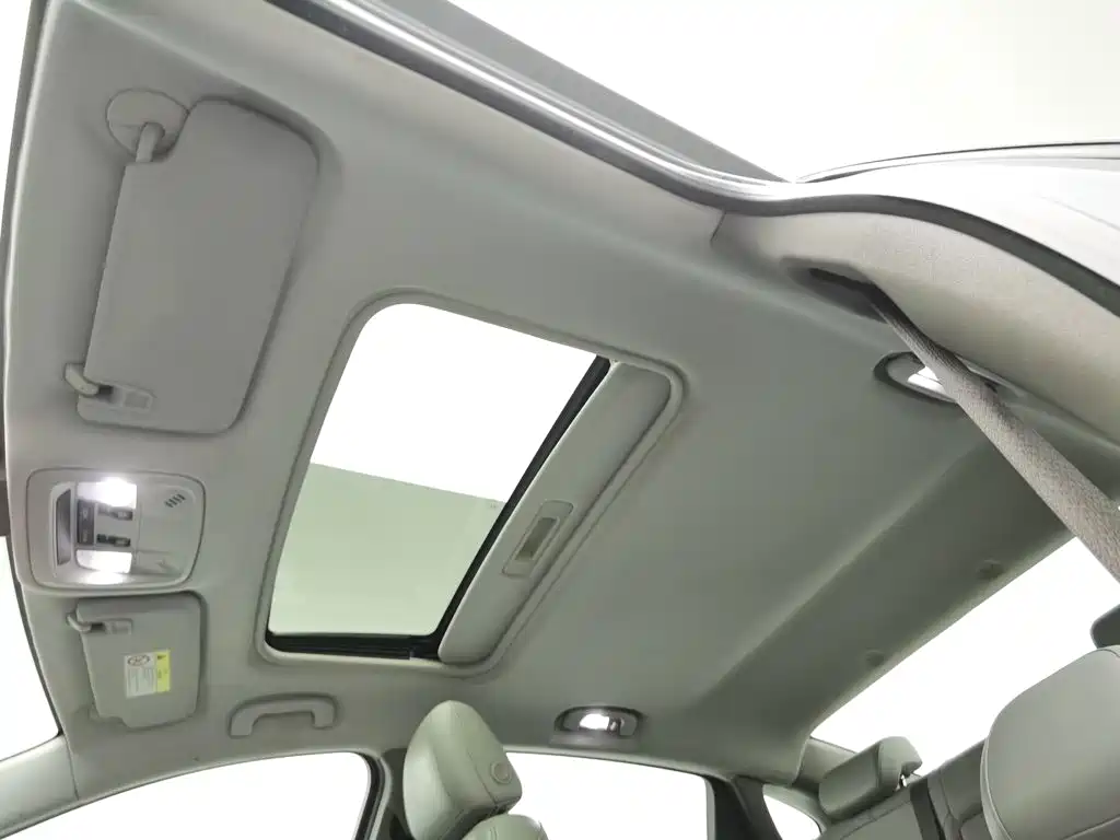 Chevrolet Malibu XL — миниатюра 14