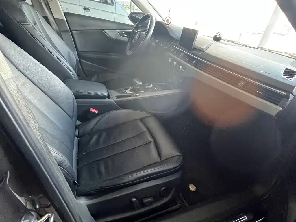 Audi A4L — миниатюра 8