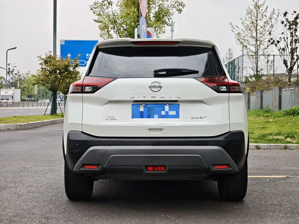 Nissan X-Trail — миниатюра 3